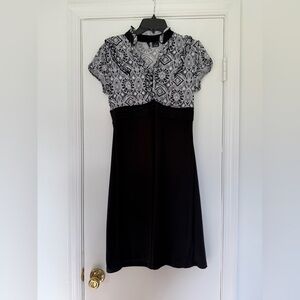 New Directions Black and White Midi Dress